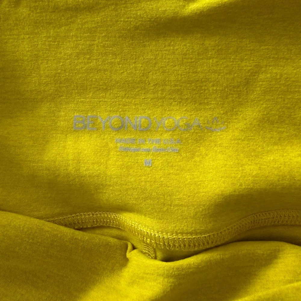 Beyond Yoga Sunny Yellow Skort - Picture 2 of 2